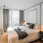 Tamariz - 1 Bedroom And Pool In Avenidas Novas